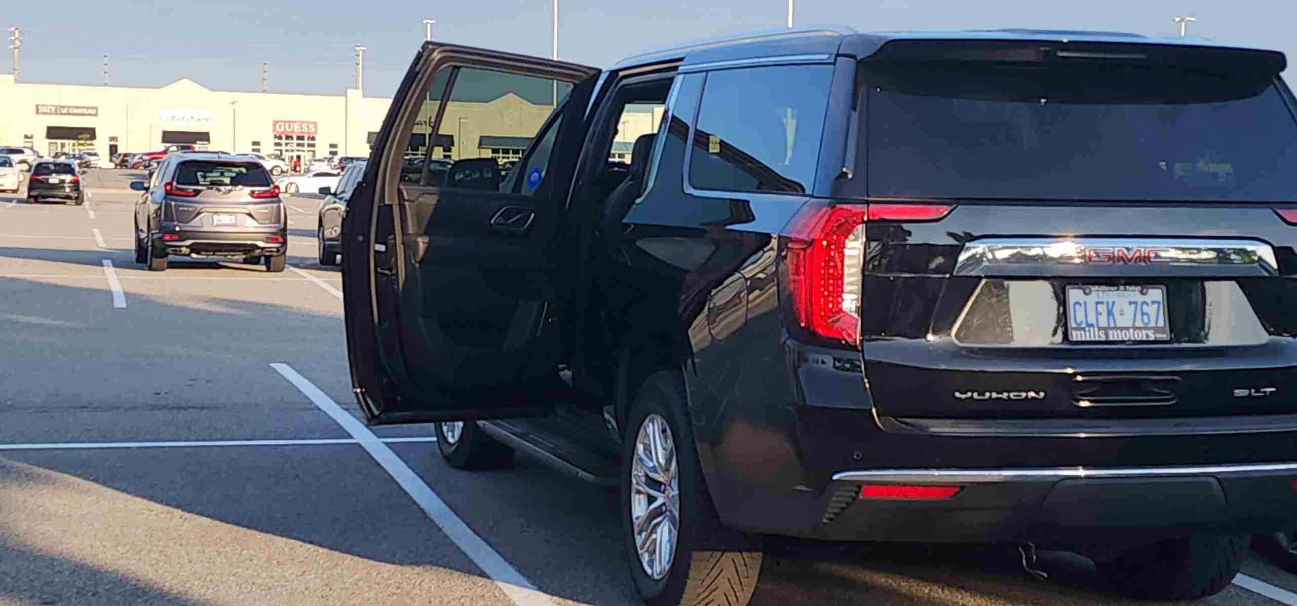 Reliable Pearson Airport Limo Service